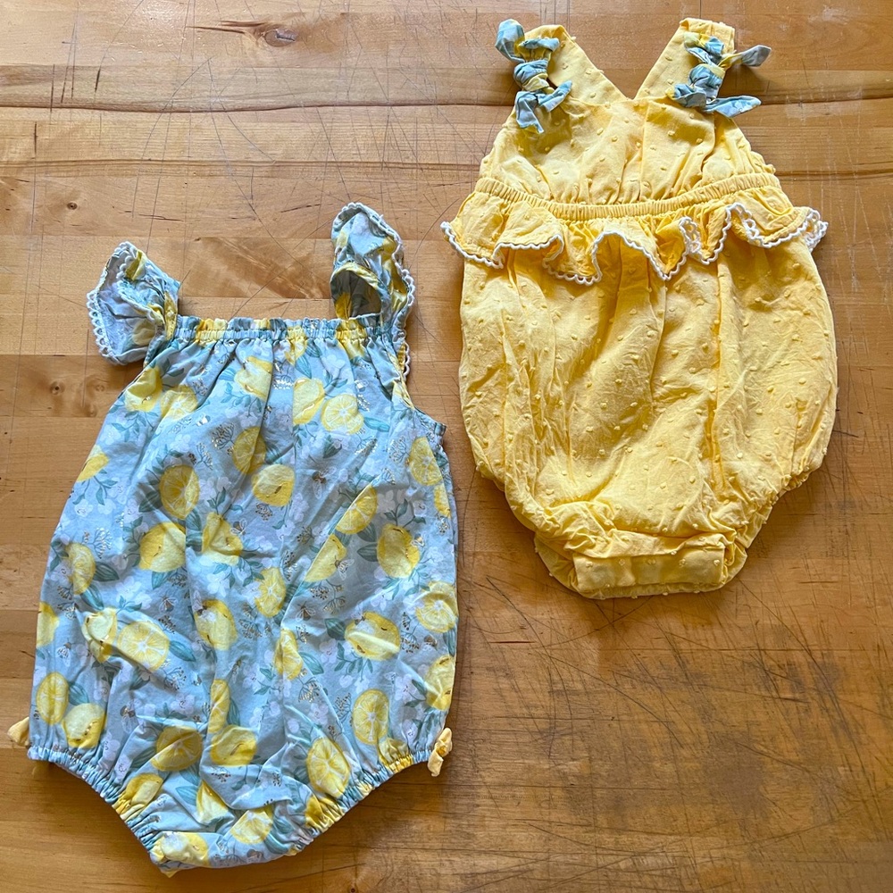 Tommy Bahama Lemon 🍋 Print Baby Rompers - 2 pack!!